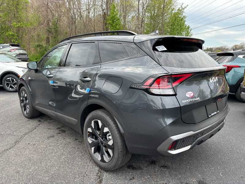 Vehicle image 6 of 31