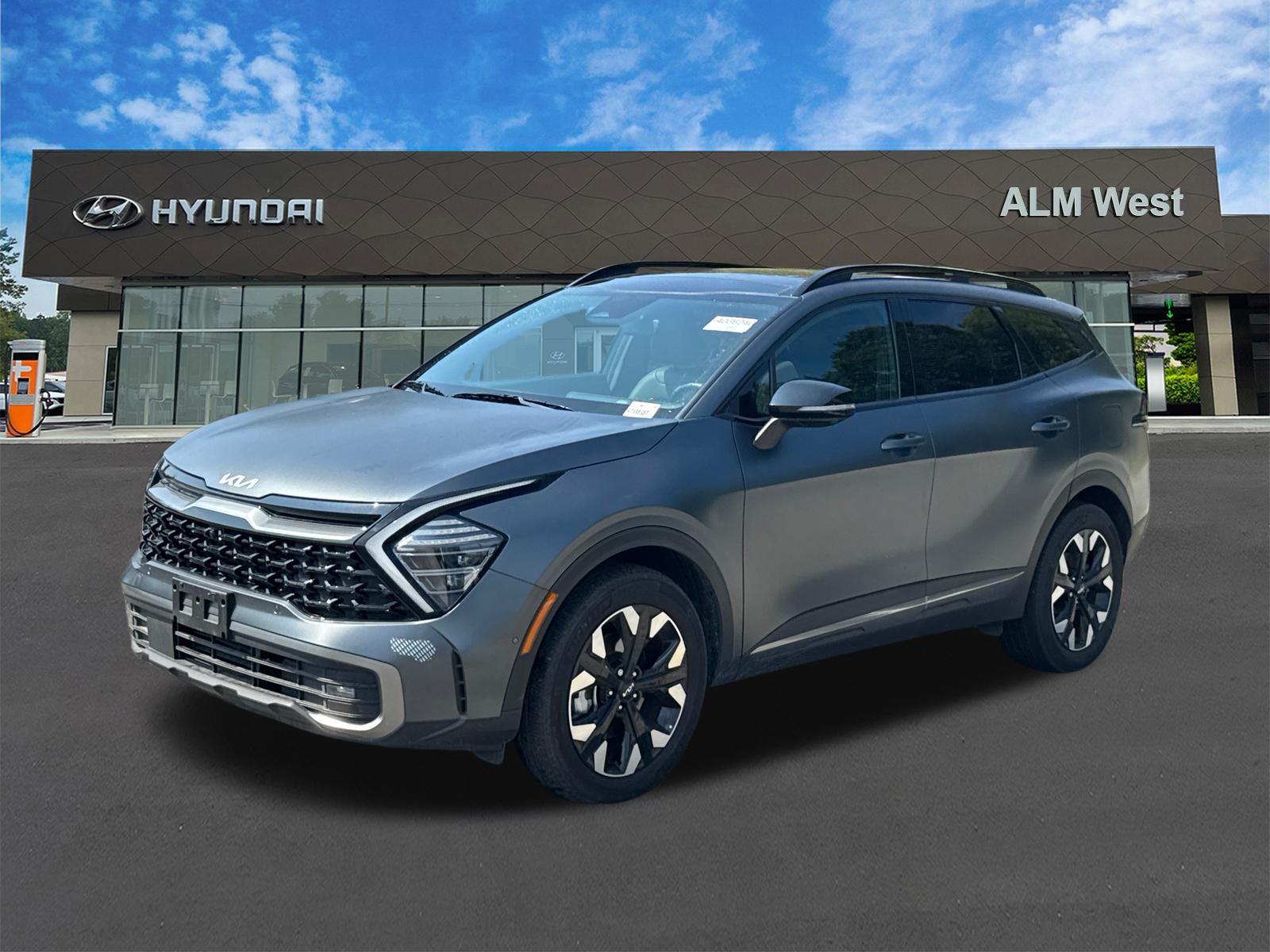 2024 Kia Sportage Plug-In Hybrid X-Line Prestige Image 1 of 32