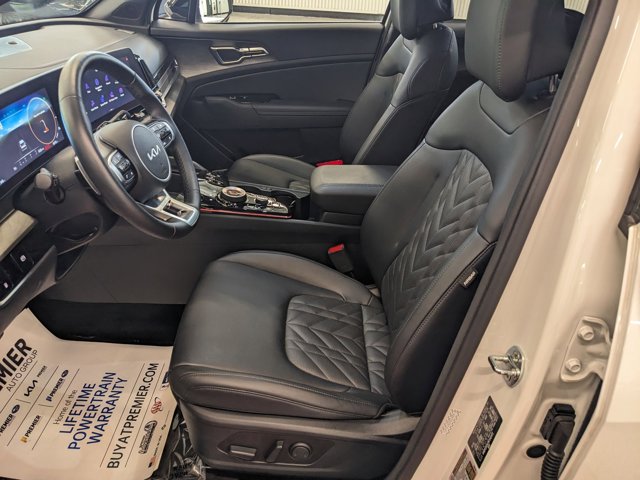 Vehicle image 7 of 38
