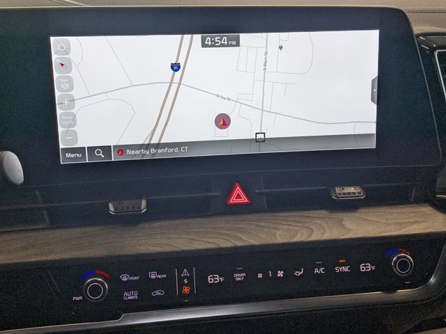 Vehicle image 27 of 38