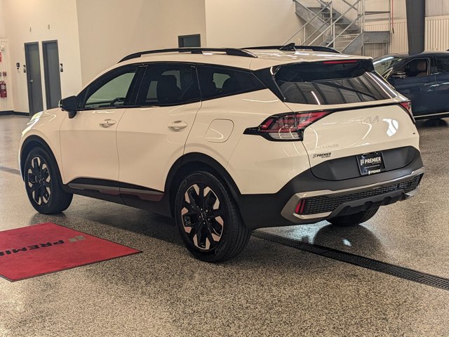 Vehicle image 5 of 38