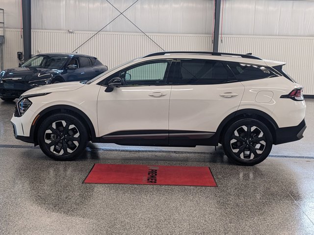 Vehicle image 6 of 38