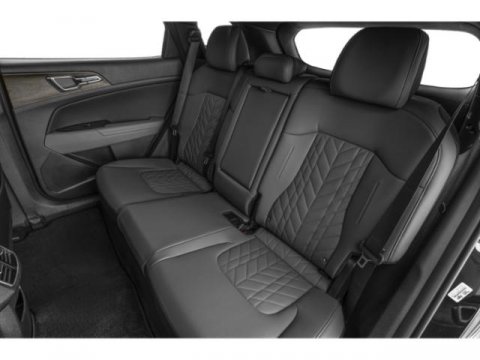 Vehicle image 15 of 18