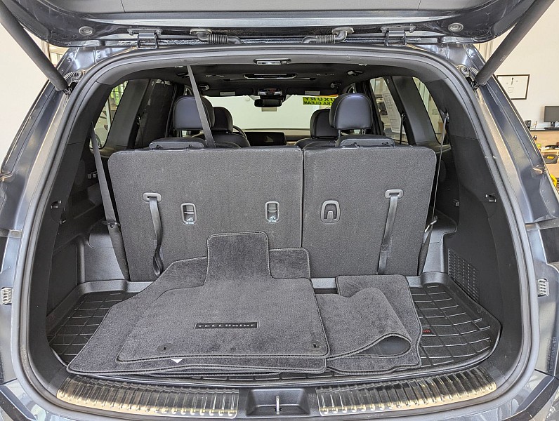 Vehicle image 49 of 74