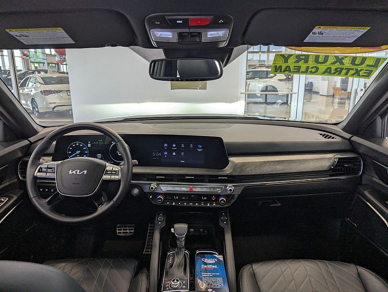 Vehicle image 73 of 74