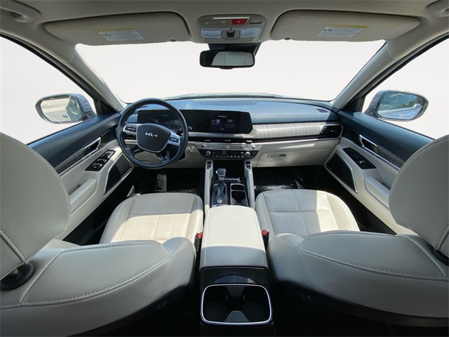 Vehicle image 22 of 45