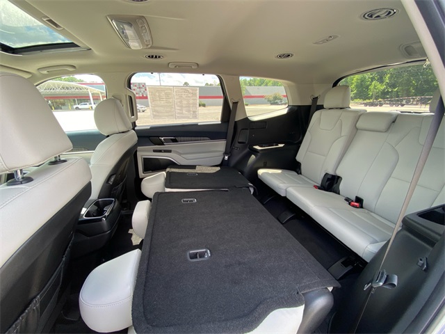 Vehicle image 15 of 45