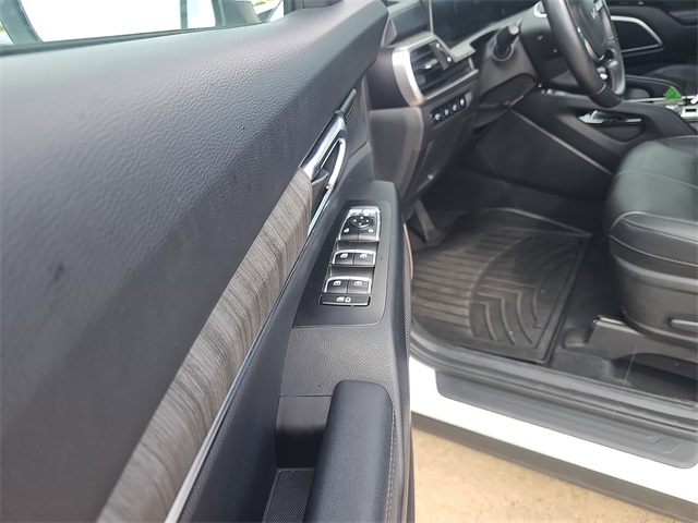 Vehicle image 26 of 26