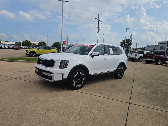 Vehicle image 1 of 26