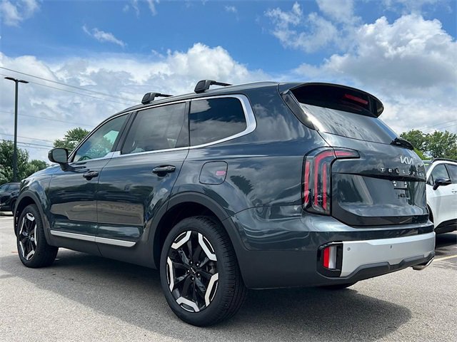 2024 Kia Telluride EX Image 7 of 28