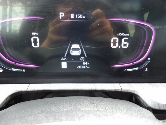 Vehicle image 21 of 29