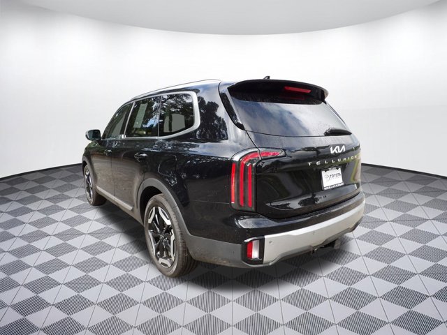 Vehicle image 7 of 29