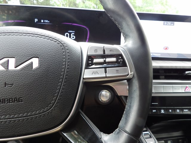 Vehicle image 20 of 29