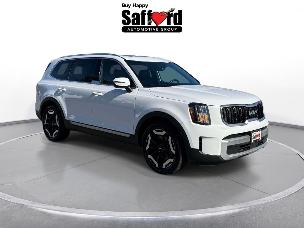 2024 Kia Telluride EX Image 3 of 36