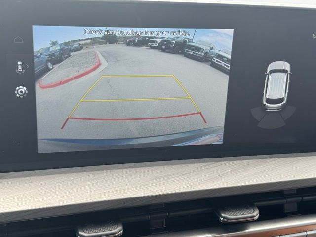 Vehicle image 34 of 35