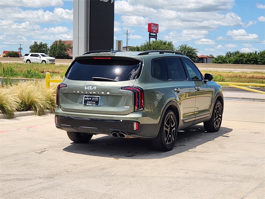 Vehicle image 4 of 33