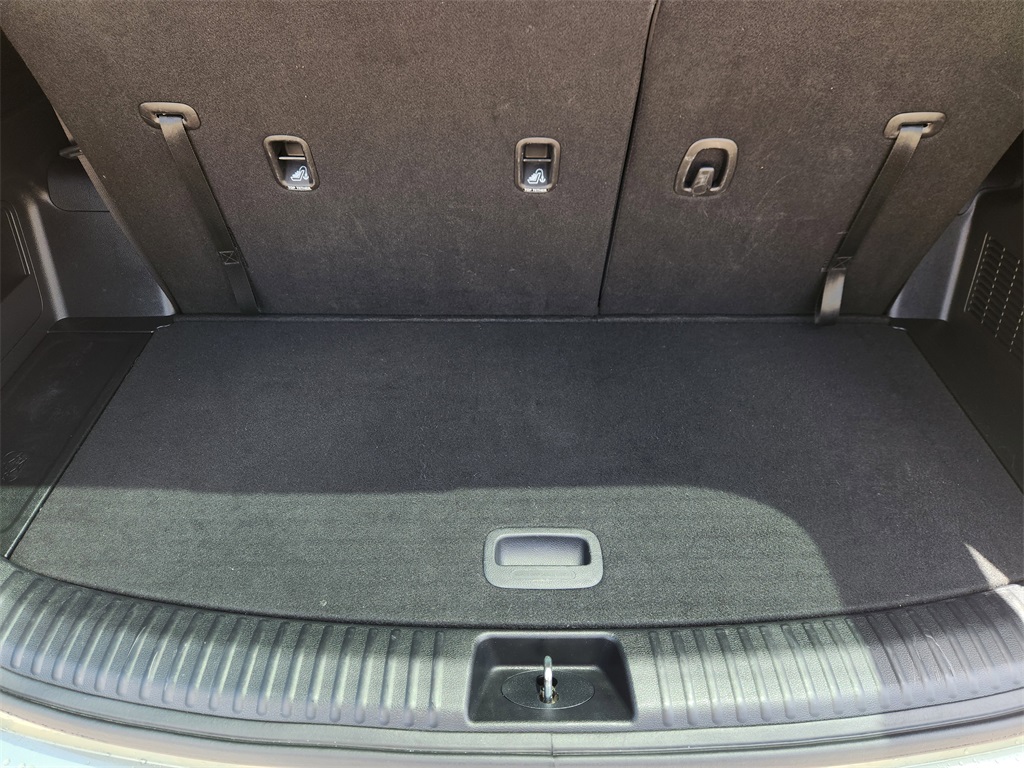 Vehicle image 33 of 33