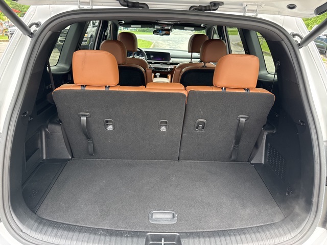 Vehicle image 36 of 71