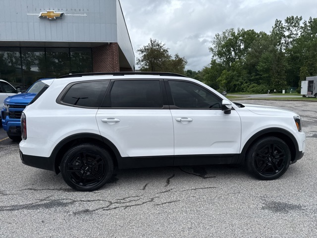 Vehicle image 14 of 71