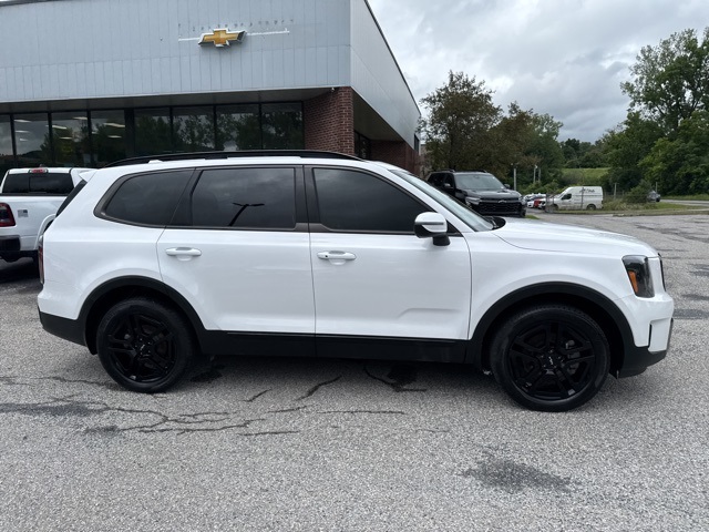 Vehicle image 15 of 71