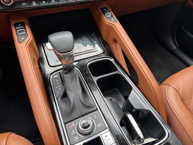 Vehicle image 52 of 71