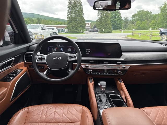Vehicle image 43 of 71
