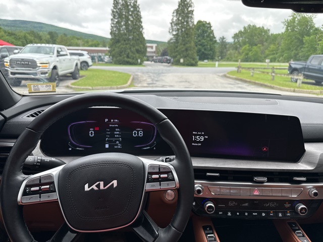 Vehicle image 45 of 71
