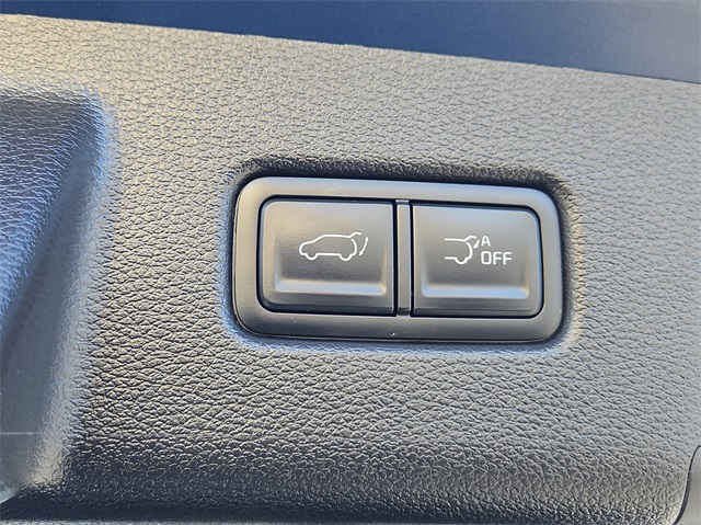 Vehicle image 20 of 34