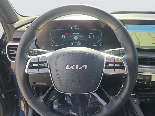 Vehicle image 29 of 34