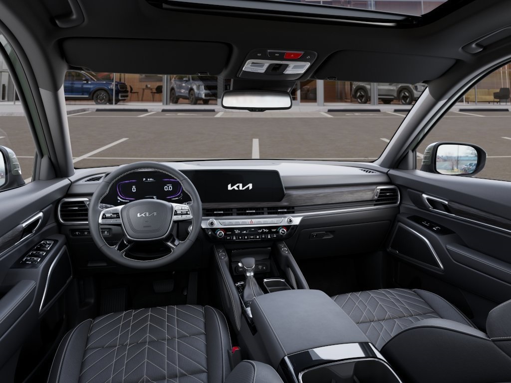 Vehicle image 14 of 27