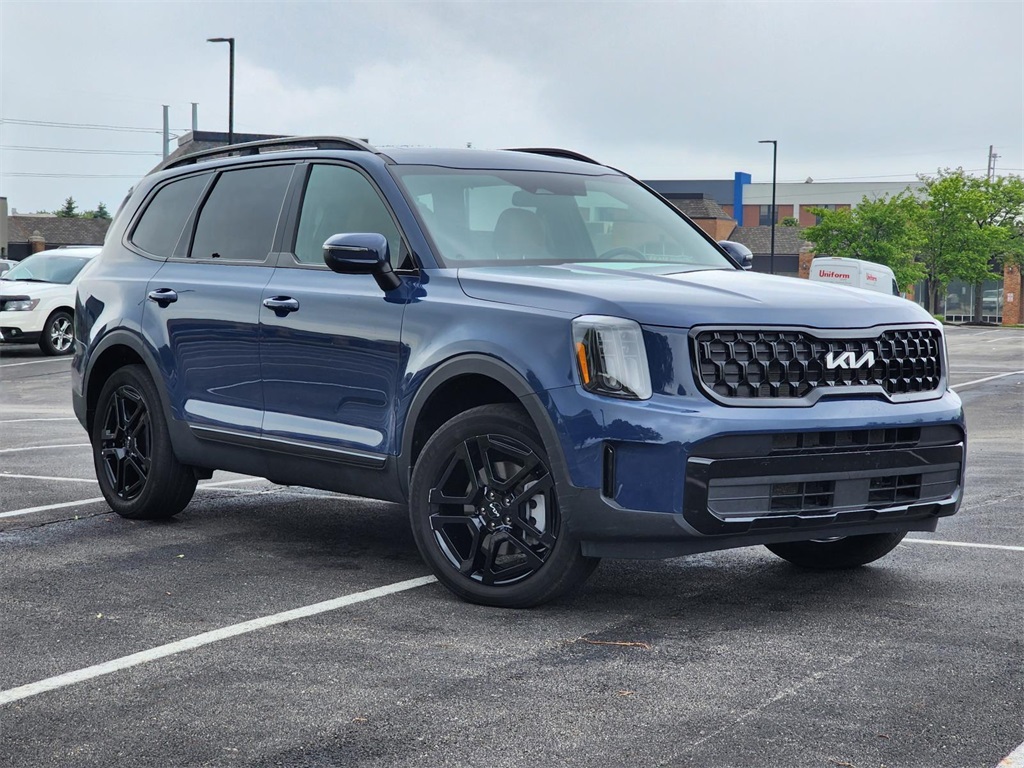 Vehicle image 4 of 36