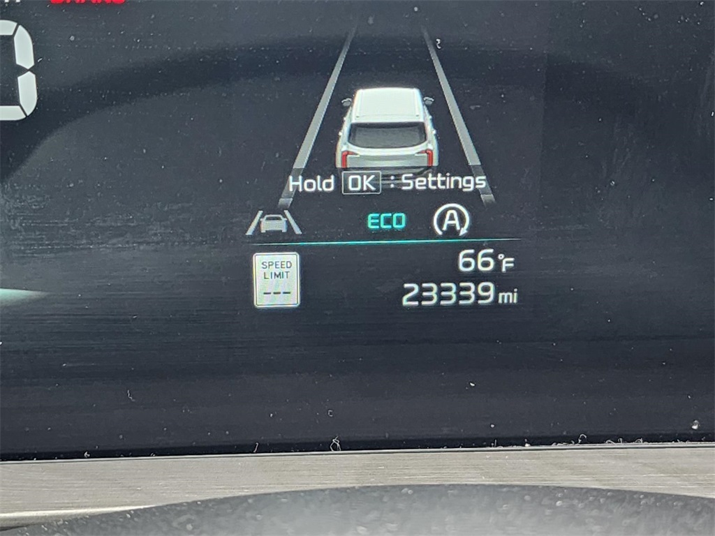 Vehicle image 29 of 36