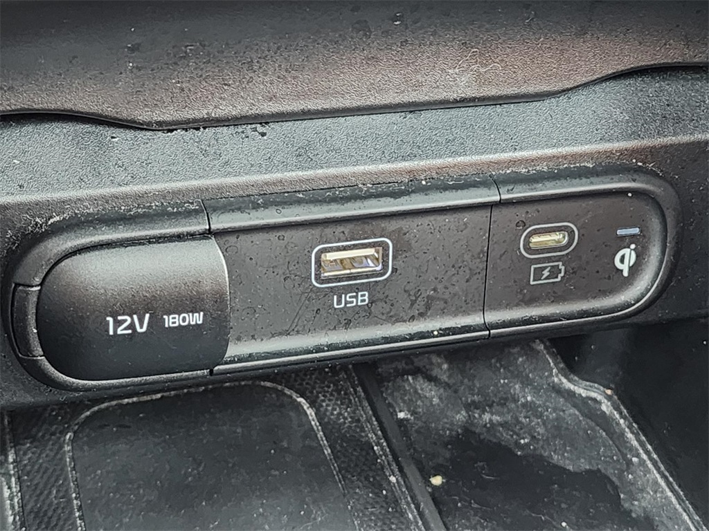 Vehicle image 35 of 36