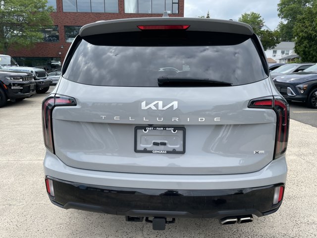 Vehicle image 23 of 58