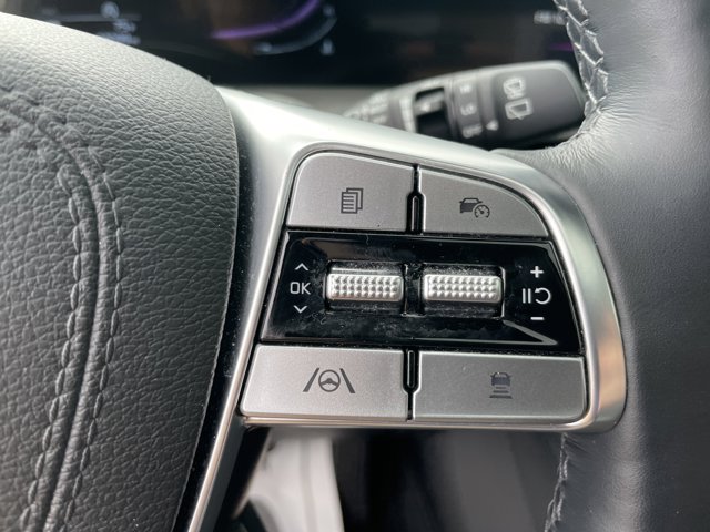 Vehicle image 45 of 58