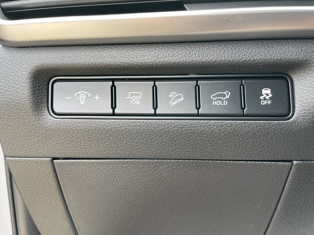 Vehicle image 47 of 58
