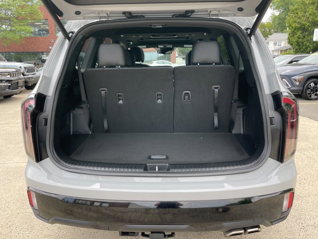 Vehicle image 24 of 58