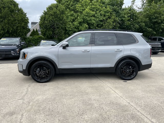 Vehicle image 6 of 58