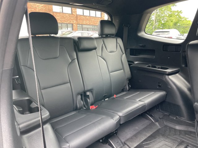 Vehicle image 57 of 58