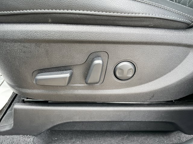 Vehicle image 42 of 58