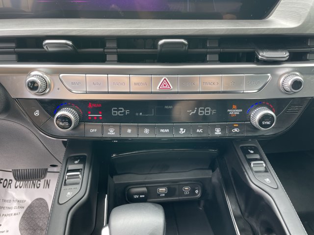 Vehicle image 50 of 58