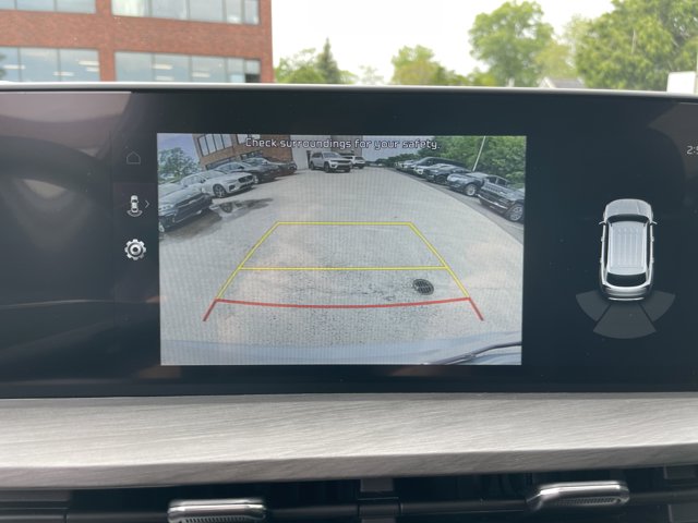 Vehicle image 56 of 58