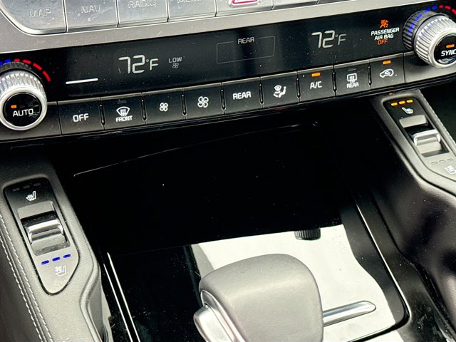 Vehicle image 28 of 34