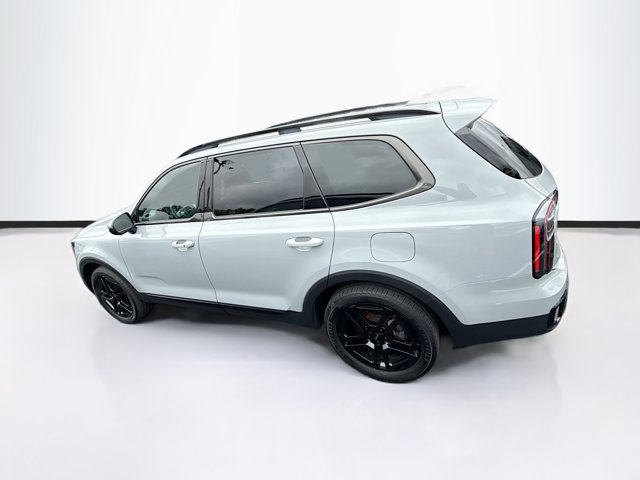 Vehicle image 6 of 34