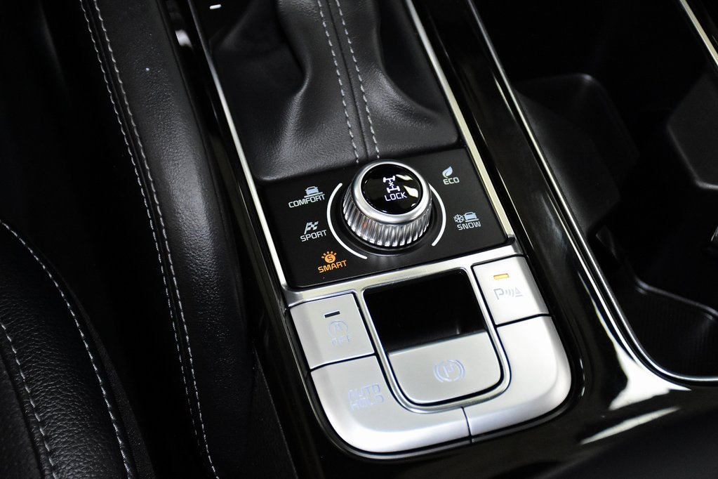 Vehicle image 28 of 36