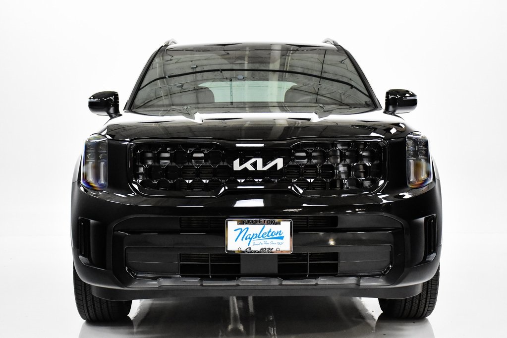 Vehicle image 3 of 36