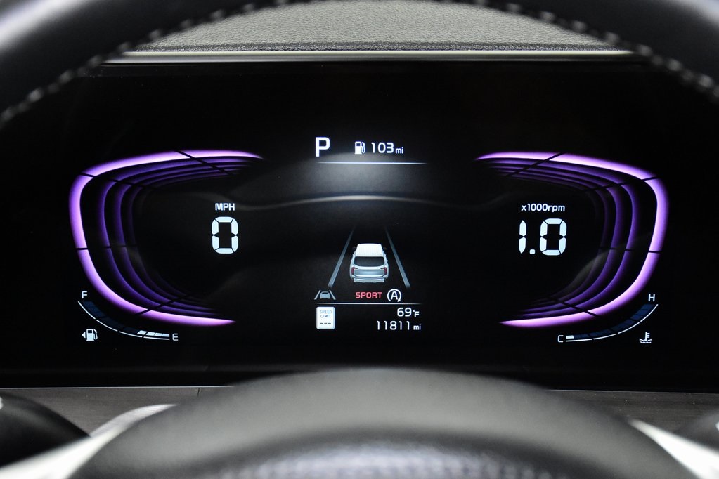 Vehicle image 17 of 36