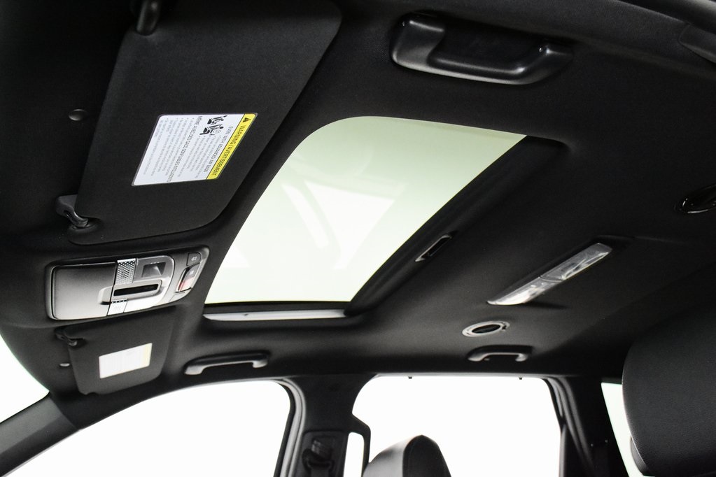 Vehicle image 12 of 36