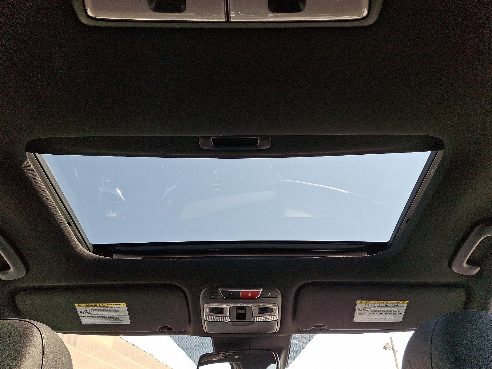 Vehicle image 37 of 49