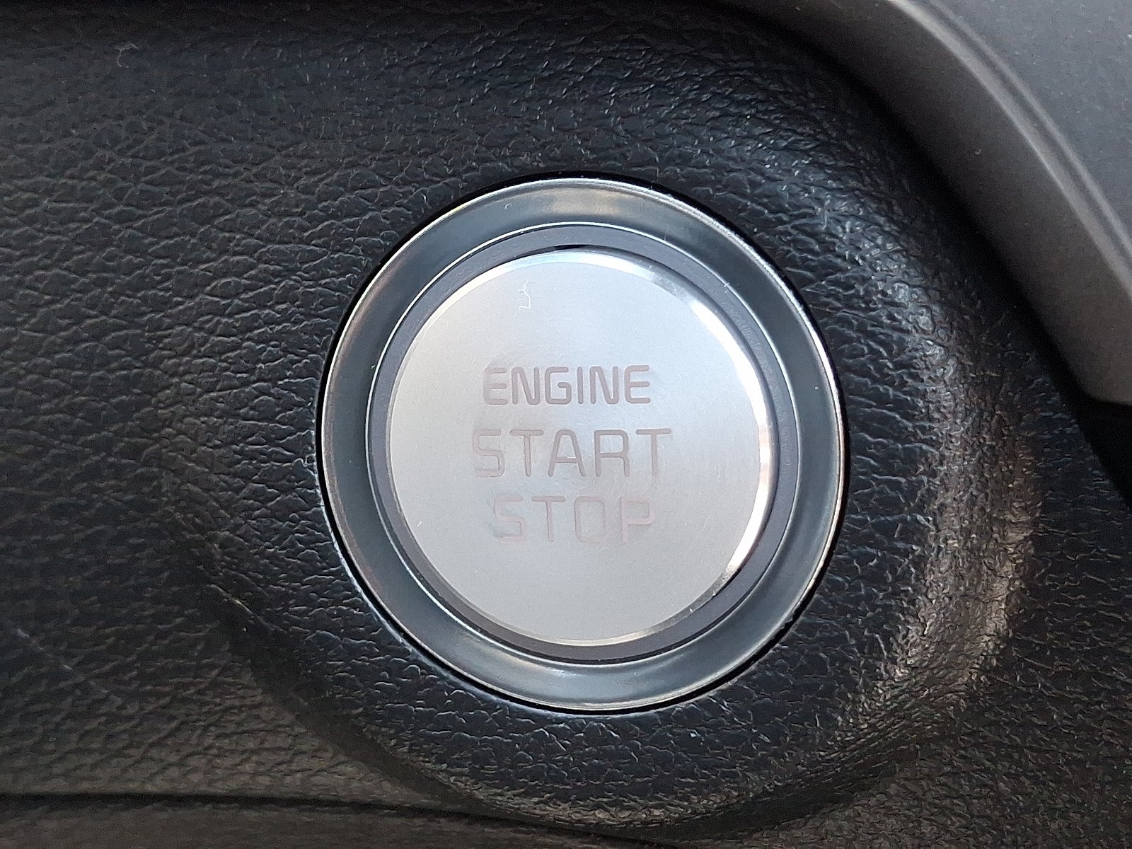 Vehicle image 34 of 49